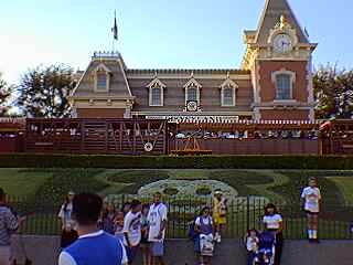 [Disneyland R.R. Image