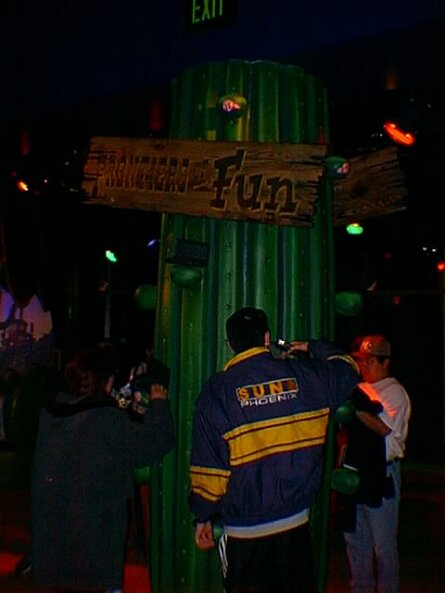 19990317_046 null