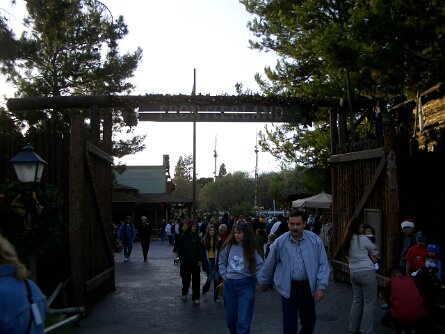 20031212_180656 null
