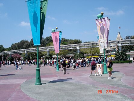 20040826_145733 null
