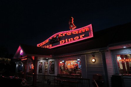 20250323_194930 null