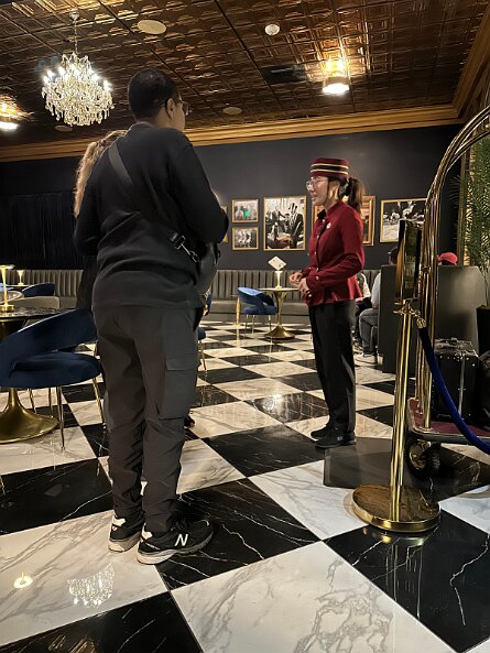 20251017_192411_iPhone null