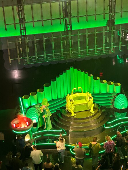 20251018_122118_iPhone null