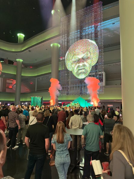 20251018_122226_iPhone null