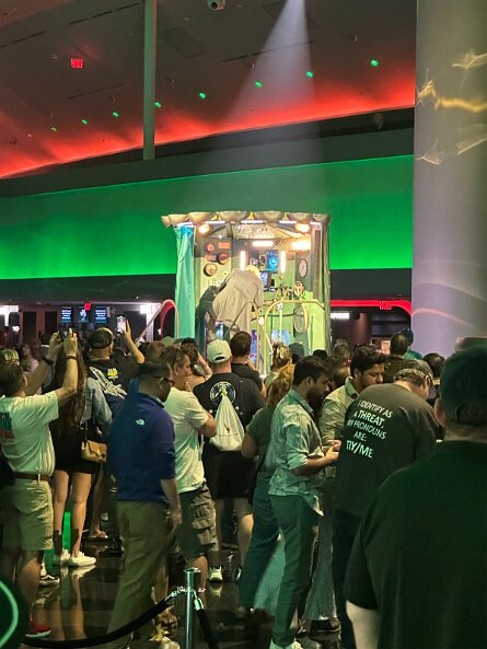 20251018_122613_iPhone null