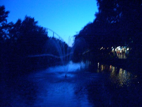 20040704_212704 null