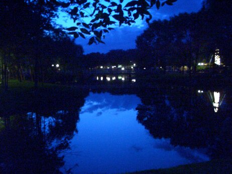 20040704_212737 null