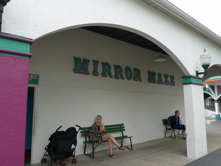 MirrorMaze