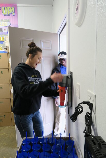 20170520_124656 null