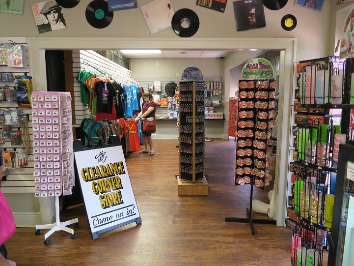 ClearanceStore
