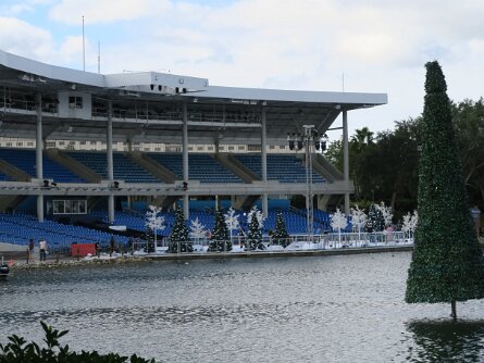 WinterWonderlandOnIce