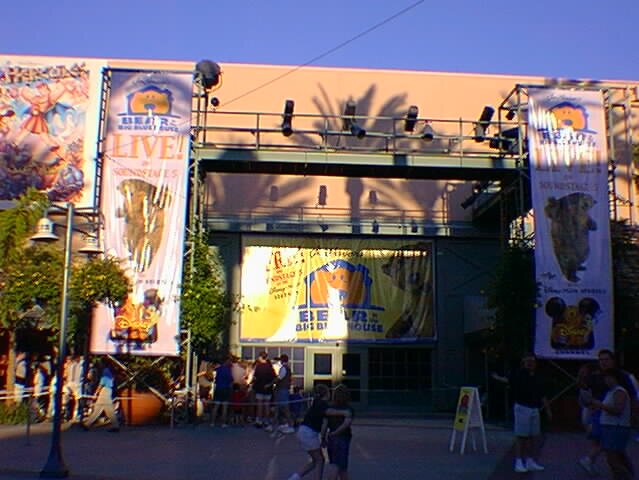 BearInTheBigBlueHouse