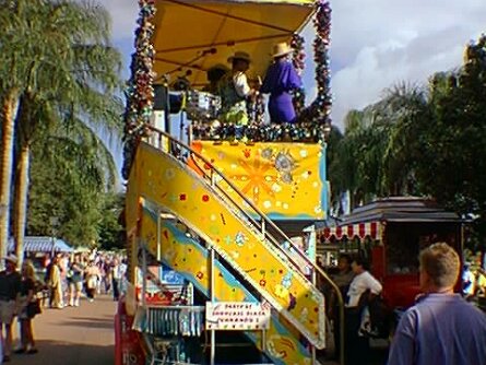 JunkanooBus