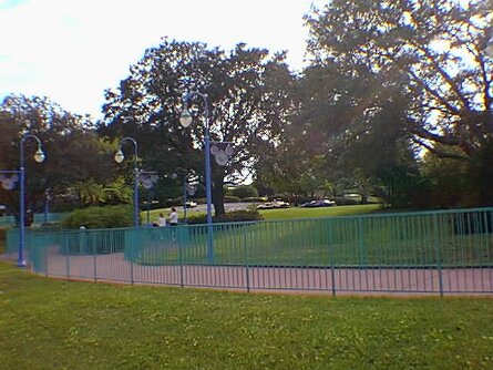 19991118_129_notime null